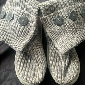 Gray Knit Button-Accent Slippers